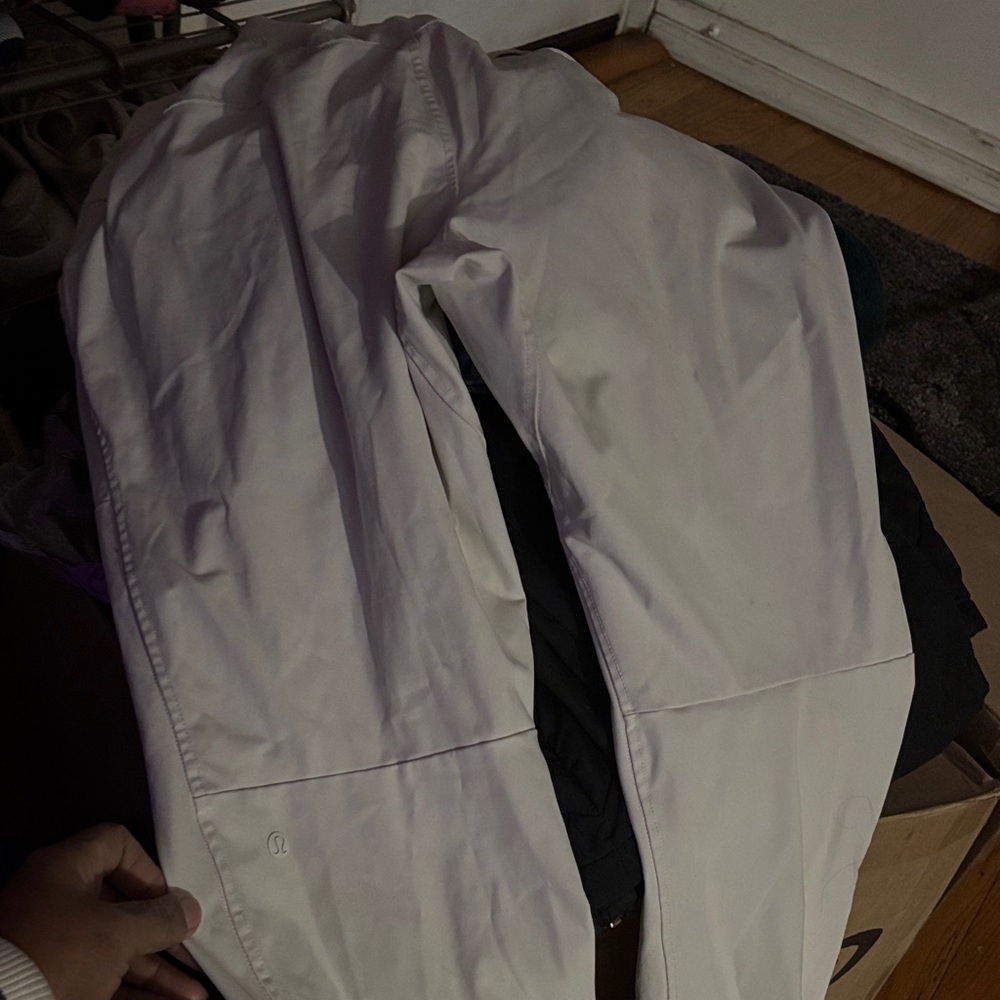 Lululemon cream Athletic Pants